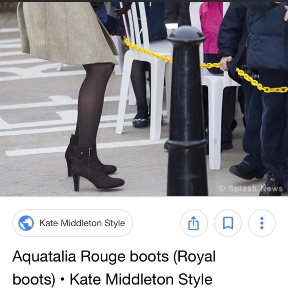 Aquatalia Black Weatherproof Suede Boots/Booties